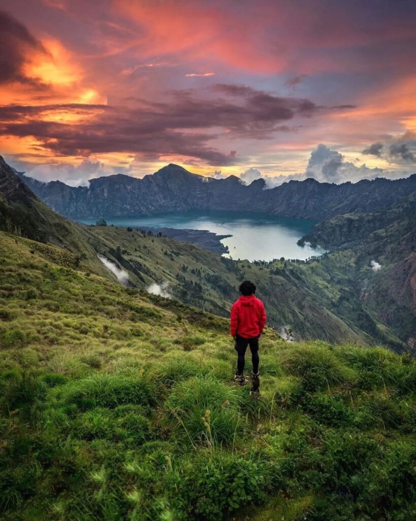 mount rinjani trekking